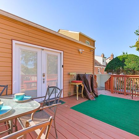 Central Elmont Studio With Great Outdoor Space! Exterior photo