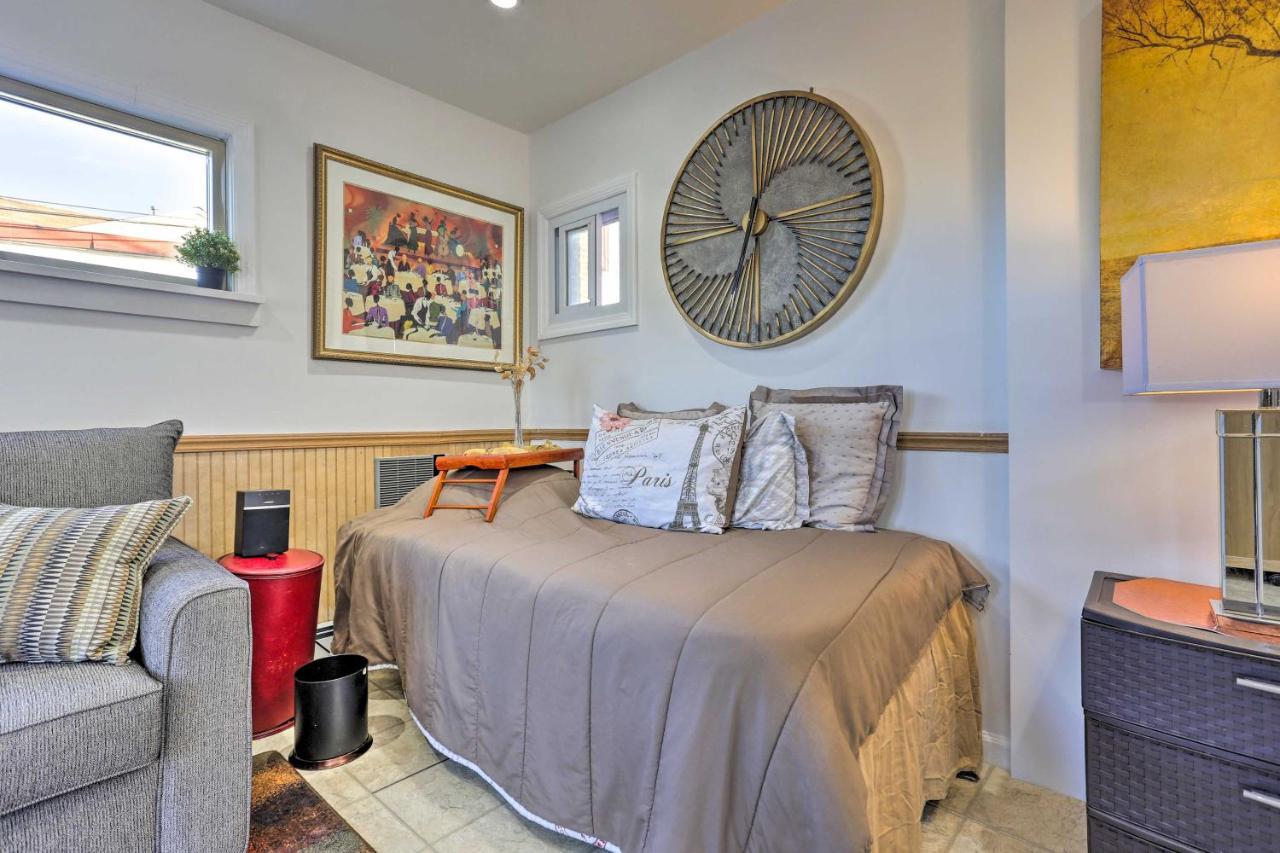 Central Elmont Studio With Great Outdoor Space! Exterior photo